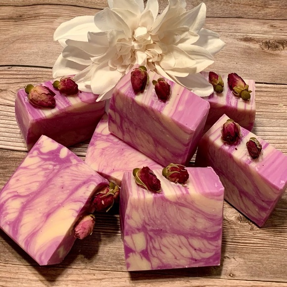 Sold out- Hand Crafted Artisan Soap with Dried Rose Buds - Picture 6 of 6